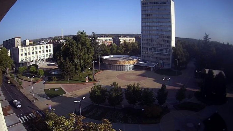 Димитровград 7 камери времето на живо, център площад България, парк улици