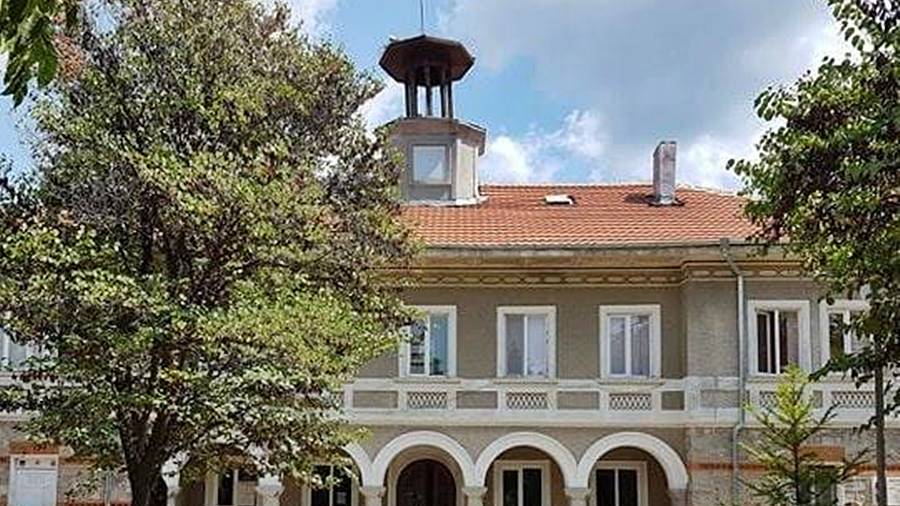 София уеб камера център, времето на живо ул. 'Граф Игнатиев', 'Графа' - централна улица, магазини трафик трамваи, online live camera Sofia